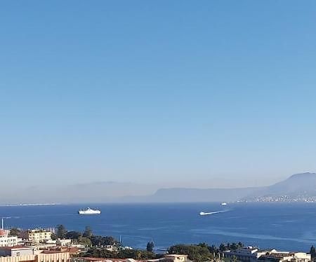 Manzoni Apartment Messina Buitenkant foto