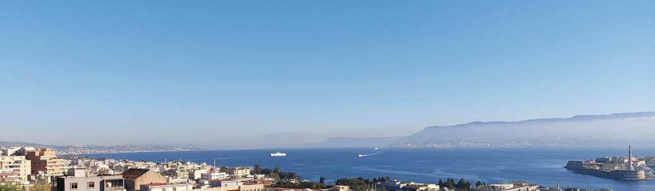 Manzoni Apartment Messina Buitenkant foto