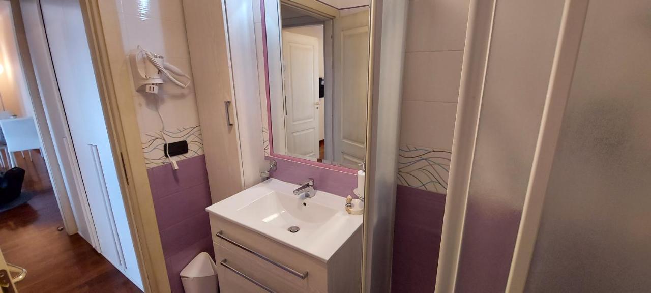 Manzoni Apartment Messina Buitenkant foto