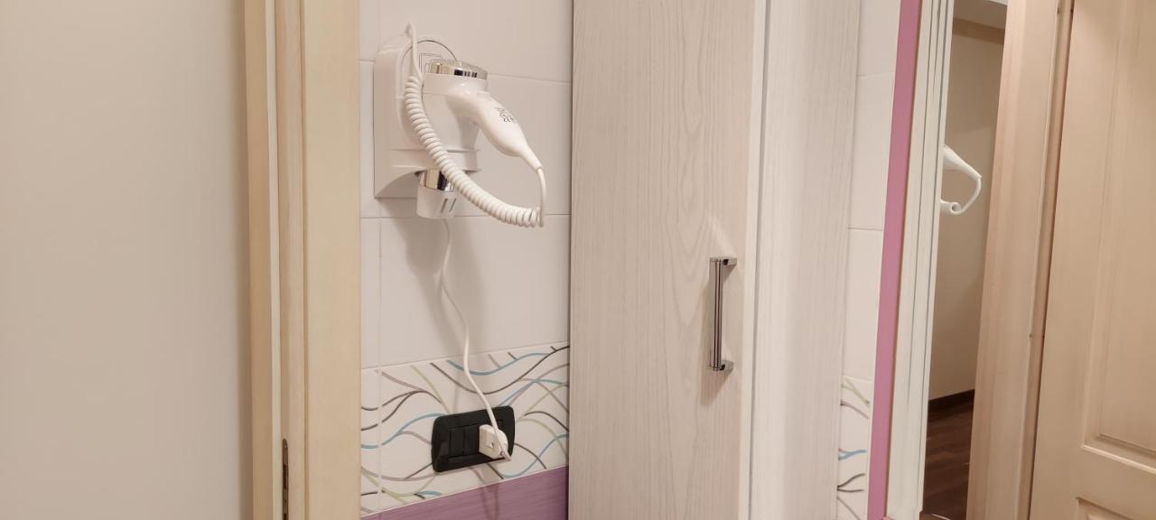 Manzoni Apartment Messina Buitenkant foto